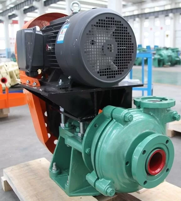 ombas centrífugas para agua, pulpa y líquidos con sólidos. Diseño antiabrasivo, alta eficiencia energética.